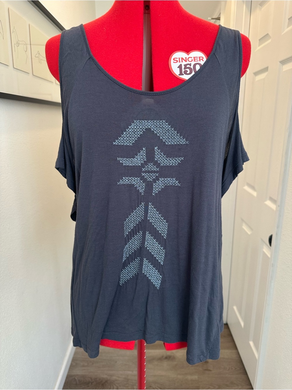 Women's Gentle Fawn Cold-Shoulder Embroidered Top in Dark Gray